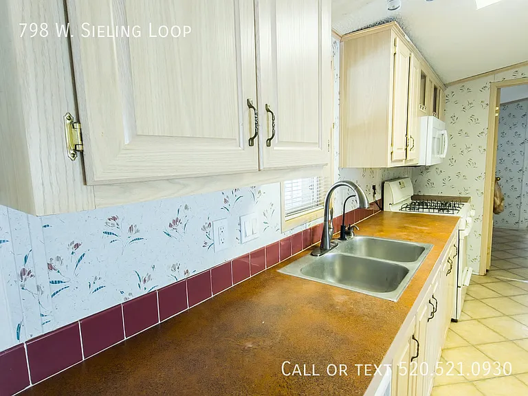 798 W Sieling Loop — Photo 5