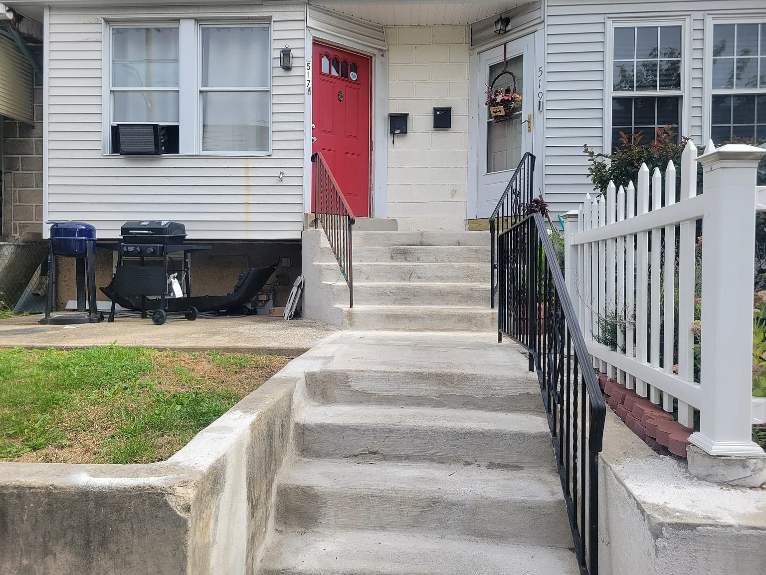 517 Millbank Rd — Photo 1
