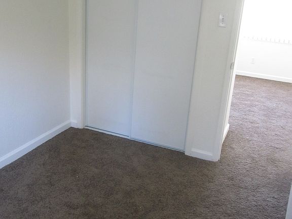 5th image of 2630 San Fernando Way APT A