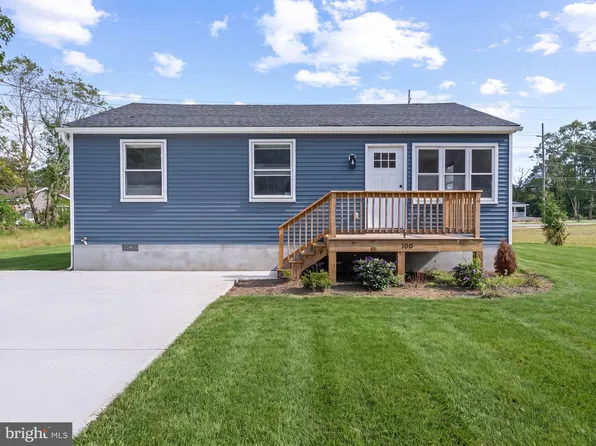100 Wisteria St, Egg Harbor Township, NJ 08234