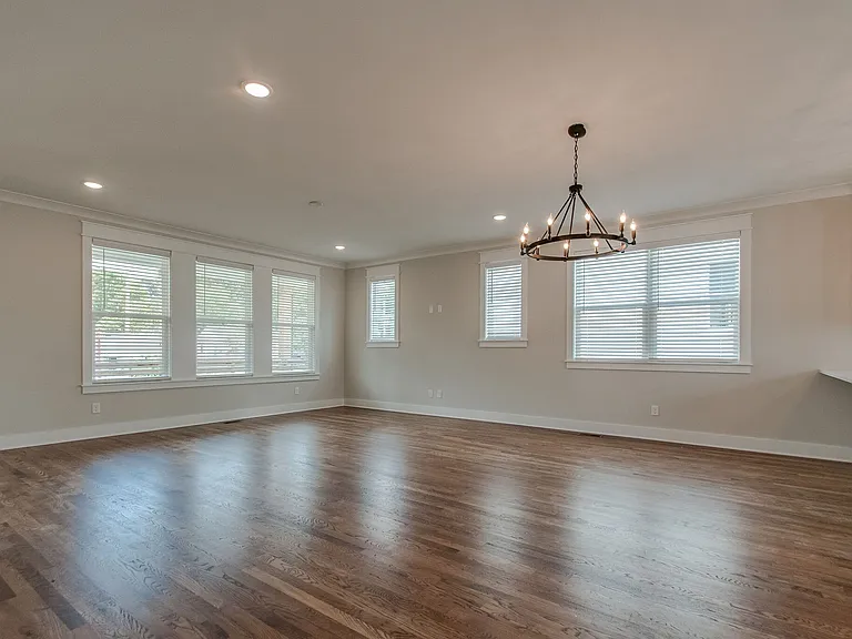 530 Edwin St #2 — Photo 6