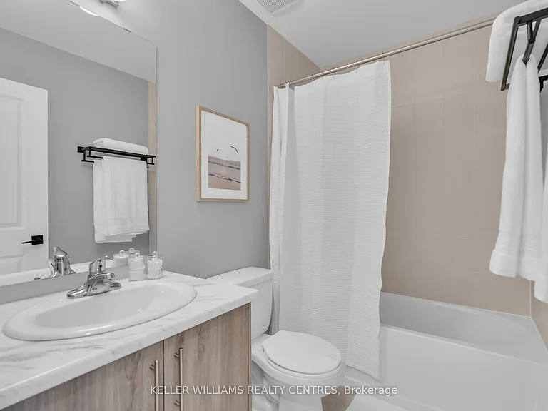 43 Fairlane Ave — Photo 11