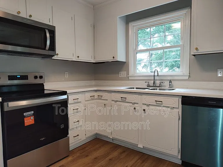 7413 Doves Nest Cir — Photo 3