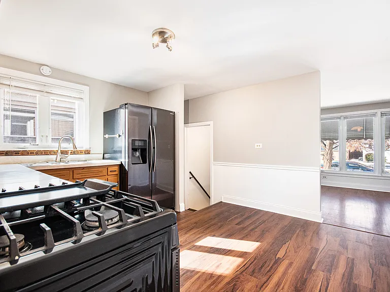 S Meade Ave — Photo 5