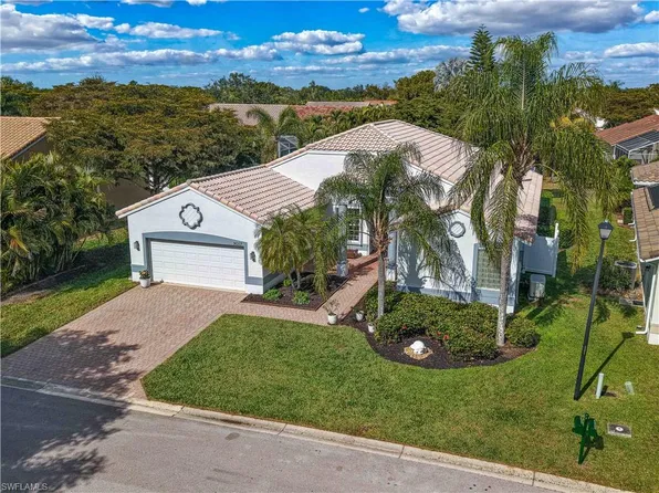 9057 Whitfield DR, ESTERO, FL 33928