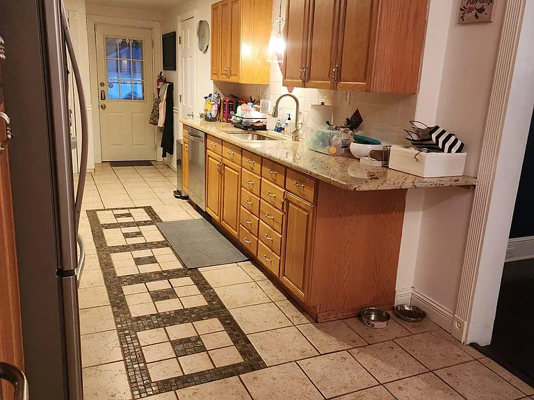 393 Bath Ave — Photo 17