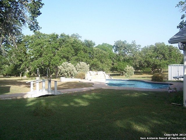 1st image of 311 Pond Dr
