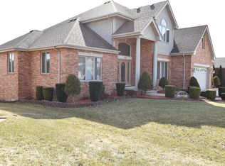 152 Coneflower Dr, Dyer, IN 46311