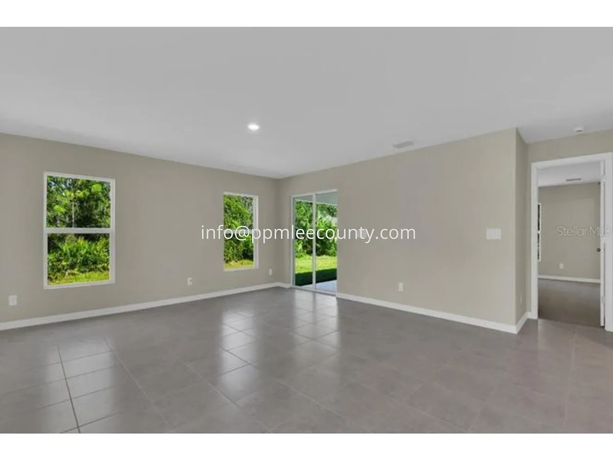 Building Photo - 4071 Conestoga St