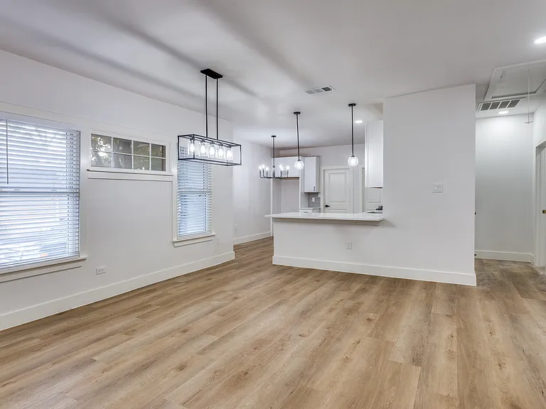 2101 Fairmount Ave — Photo 7
