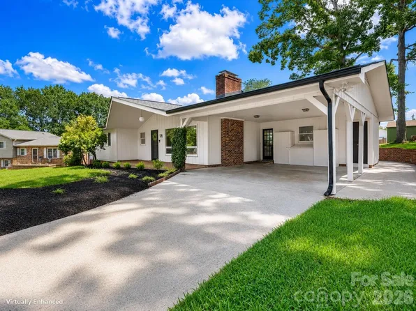 178 Trailwood Dr, Forest City, NC 28043