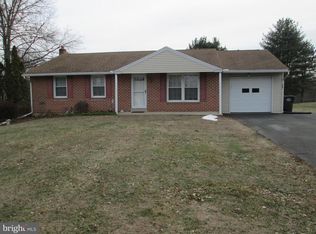 530 Gilbertsville Rd, Gilbertsville, PA 19525