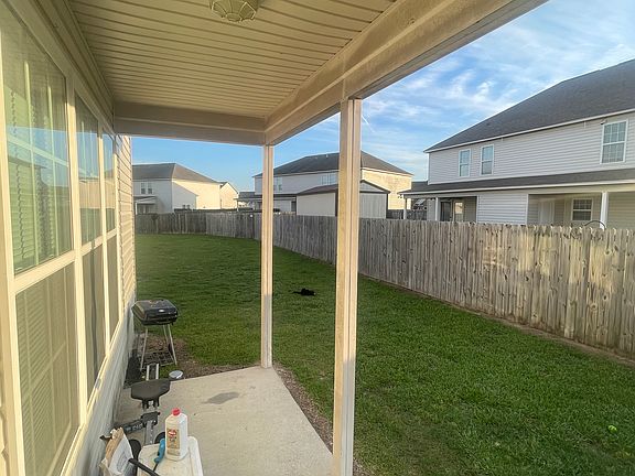 3rd image of 500 A Hillshade Ct