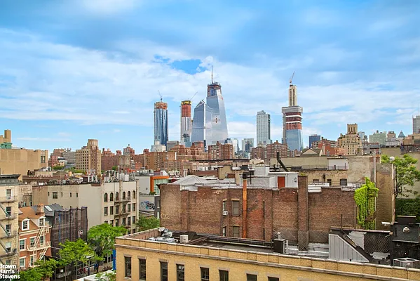 Rented by Brown Harris Stevens | media 6