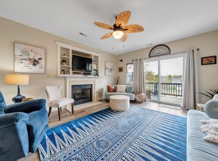 1209 Mariners Way APT 65, Huddleston, VA 24104