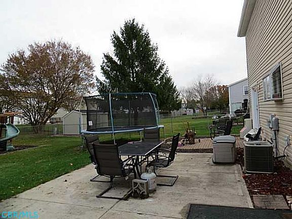 3rd image of 3016 Bismark Dr