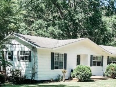 3629 Pine Dr, Lauderdale, MS, 39335
