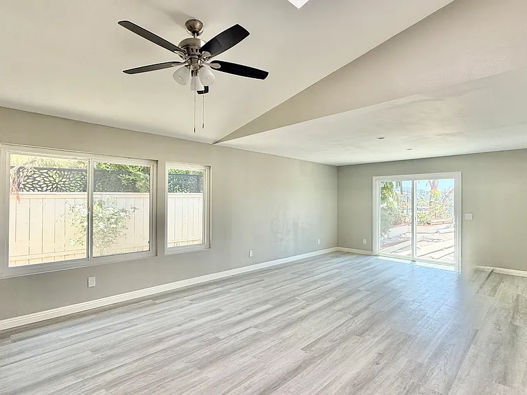 9133 Truman St — Photo 14