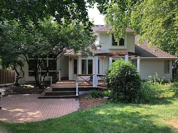 5th image of 649 N 164th St