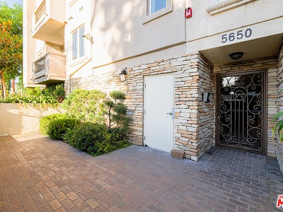 2nd image of 5650 Woodman Ave Unit 203