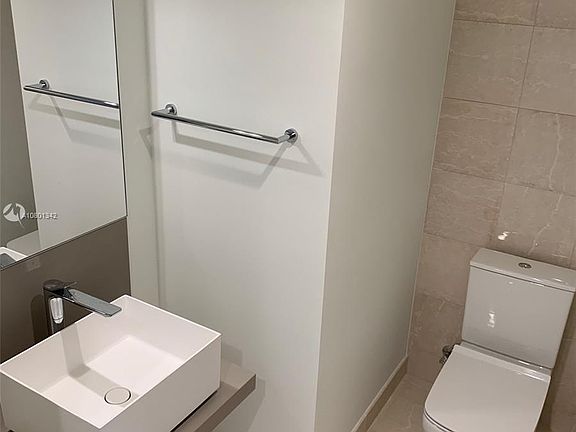 5th image of 1000 Brickell Plz #3406-06