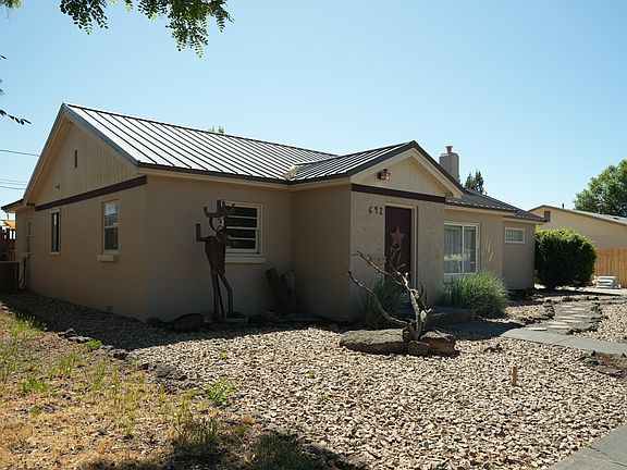 3rd image of 642 NW 8th St