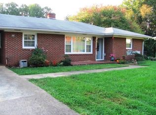 25 Breeze Way, Fieldale, VA 24089