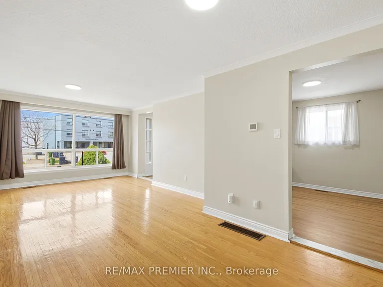55 Plunkett Rd — Photo 6