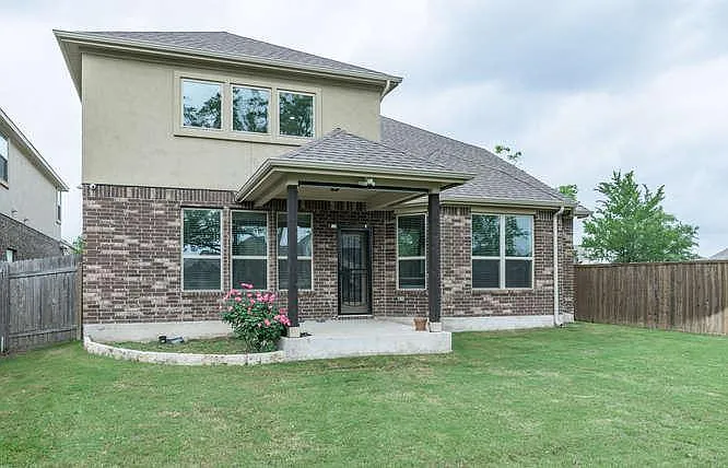 2469 Millbrook Loop — Photo 3