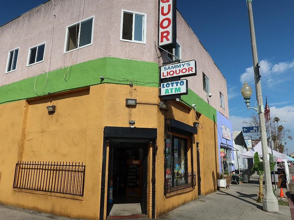 2nd image of 2829 W Jefferson Blvd