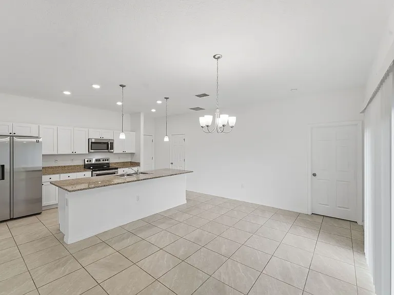 983 Pyracantha St NW — Photo 6