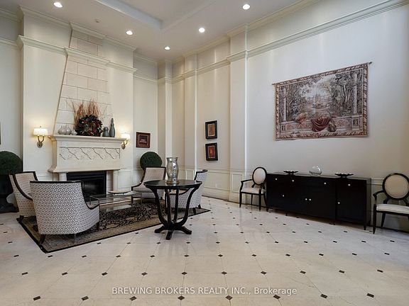 5th image of 310 Red Maple Rd #302