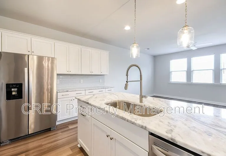 603 McLernon Trce — Photo 28