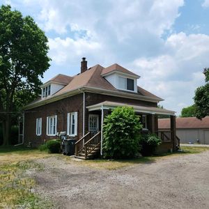 23340 Wellington Cres, Clinton Township, MI, 48036