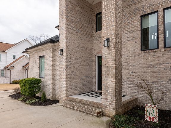 3rd image of 2221 Brook Fields Drive