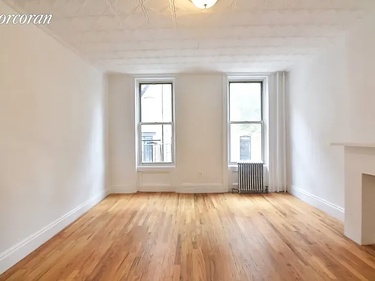 16 Tiffany Pl #2L — Photo 3