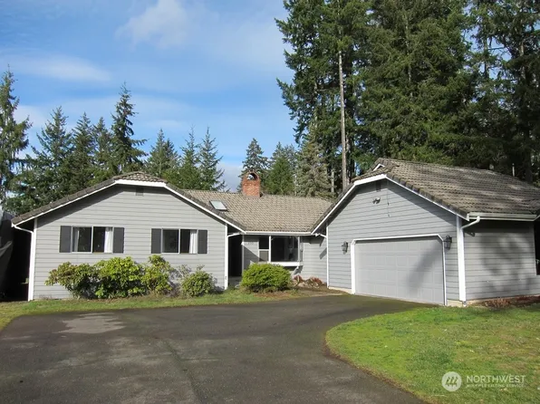 230 E Fairway Drive, Allyn, WA 98524