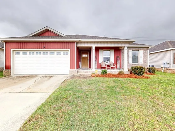 102 Danny Ln, Dothan, AL 36305