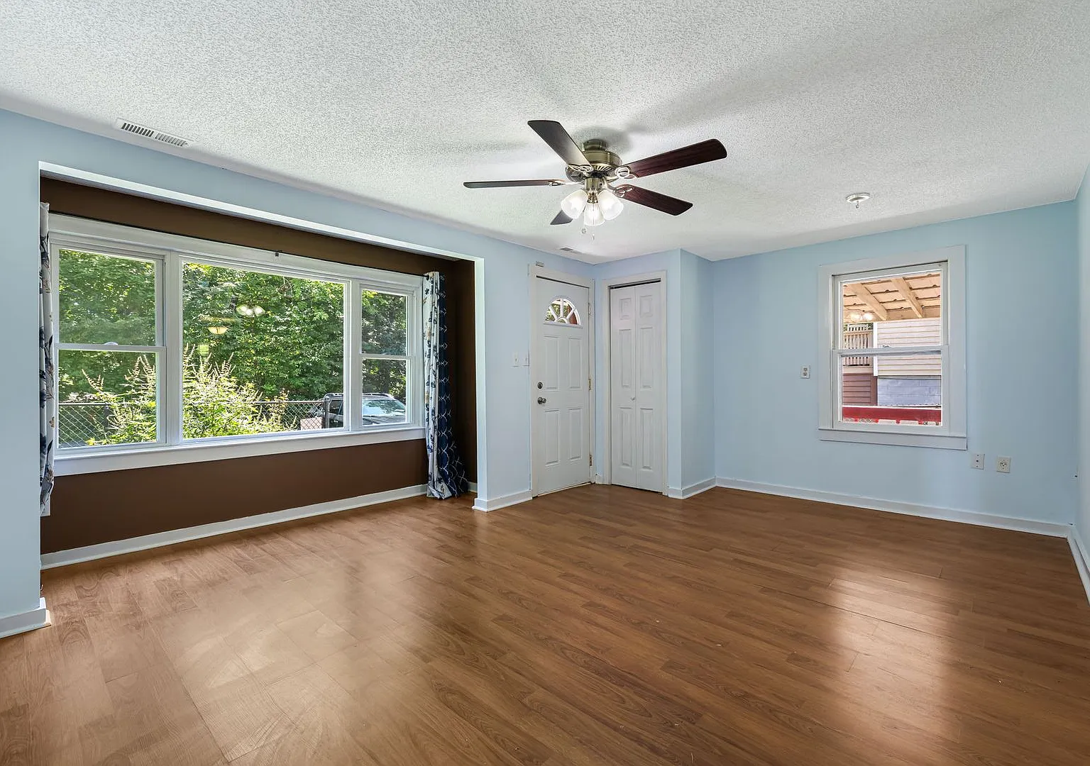 Eclectic Black Mountain One Bedroom with Fenced-In Yard & Covered Parking — Photo 4