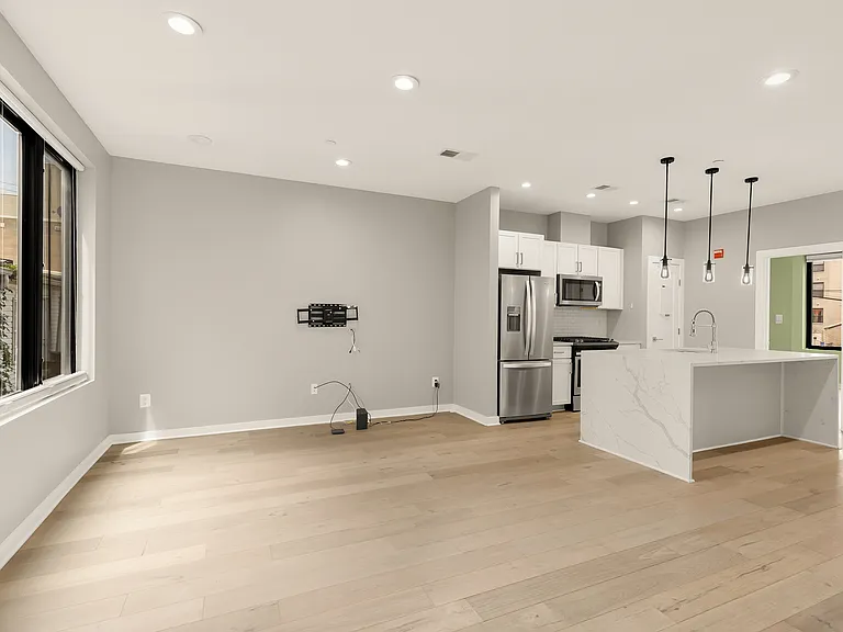507 Kennedy St NW #6 — Photo 7