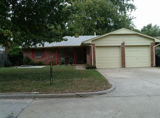 2617 N McMillan Ave, Bethany, OK 73008