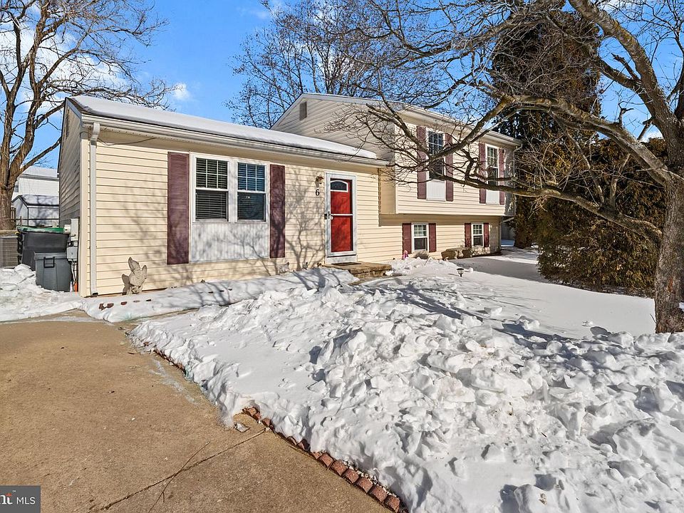 1st image of 6 Old Fence Ln