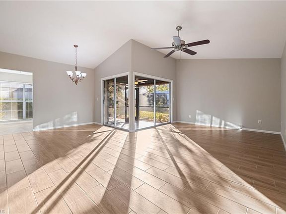 3rd image of 10623 Arlingford BLVD