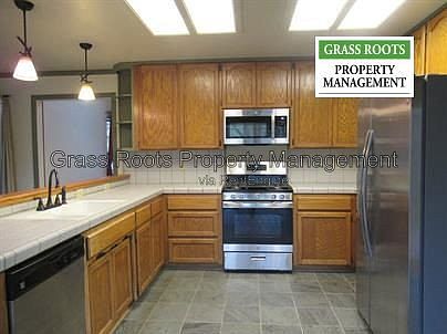 5th image of 17060 Alexandra Way