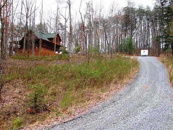 Blue Ridge Cabin - 635 Silver Creek Road
