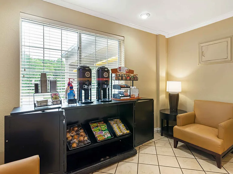 Free Grab-and-Go Breakfast
