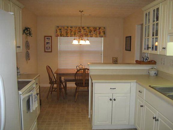5th image of 3016 Parkridge Dr