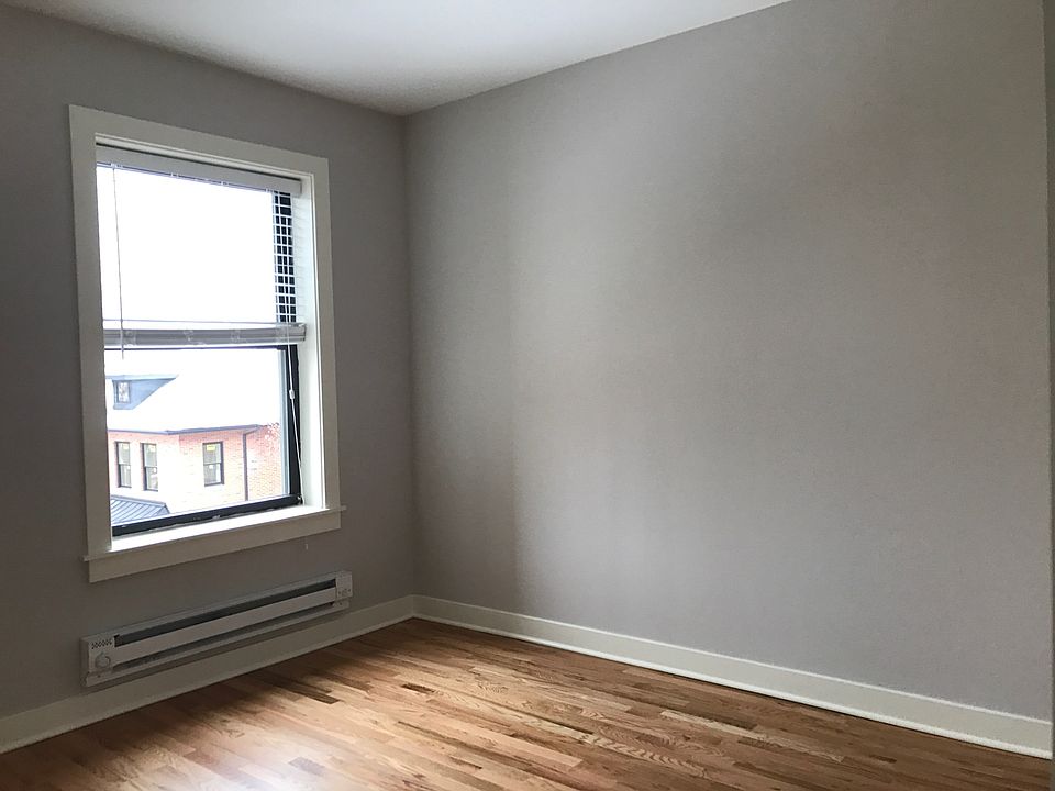 2nd image of 2420 N Kedzie Blvd #2420201