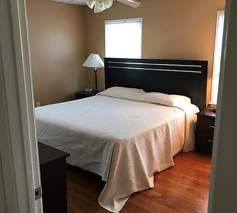 5th image of 203 Park St