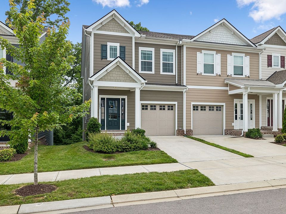 1st image of 1073 Sweetleaf Dr